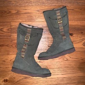 UGG RETRO CARGO BOOT with zipper